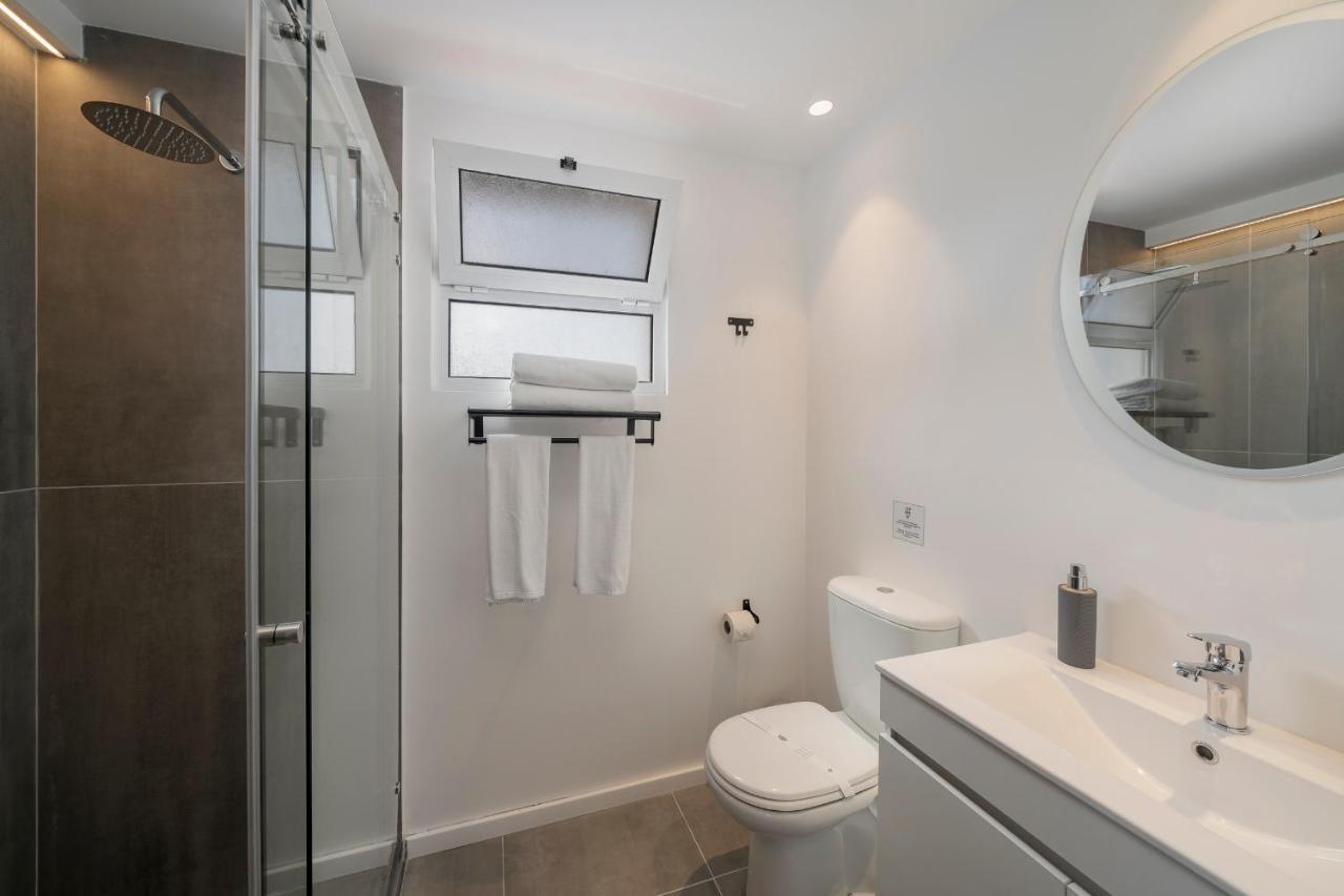 Intelsol Calheta Apartments By An Island Apart Extérieur photo